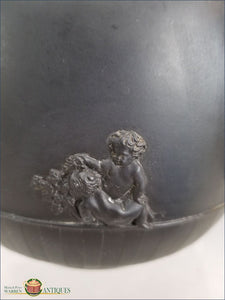 An English Black Basalt Rum Kettle Impressed Turner 1785-1795 19Th Century Pottery