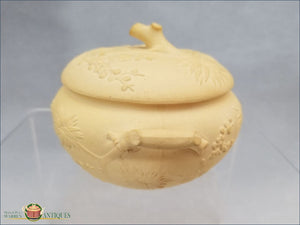 https://warrenantiques.com/products/an-english-caneware-wedgwood-bamboo-sugar-box-and-cover-c1820