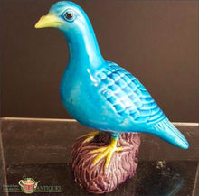 Chinese Export Pigeon On Aubergine Base C1860-80